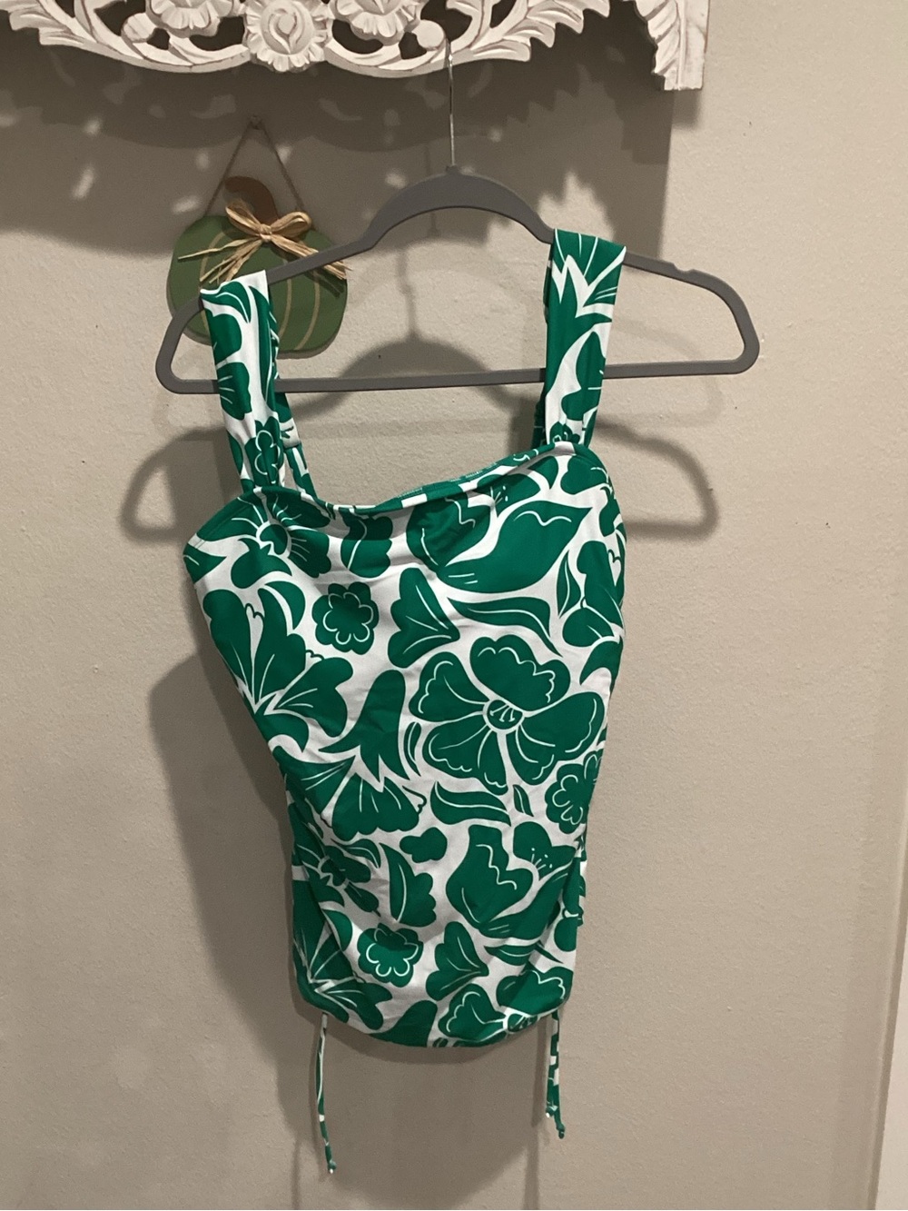 NWOT - Green/White Women's Tankini Top- Sz XL- Never Used!!!